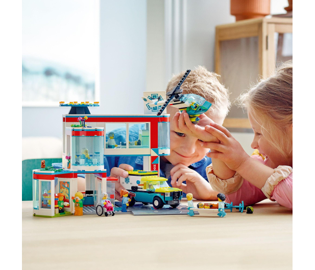 LEGO City 60330 Szpital - 1032225 - zdjęcie 3